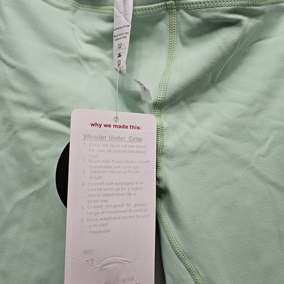 Lululemon Athletica Wunder Under Crop Size US 12 - NWT - Picture 3 of 7